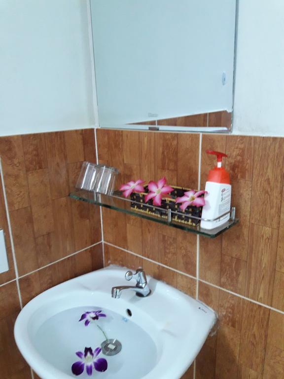 Red Ceramics Homestay Хой Ан Екстериор снимка